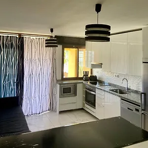Appartamento Pueblo Canario For 6 Persons!, Playa Feñabe
